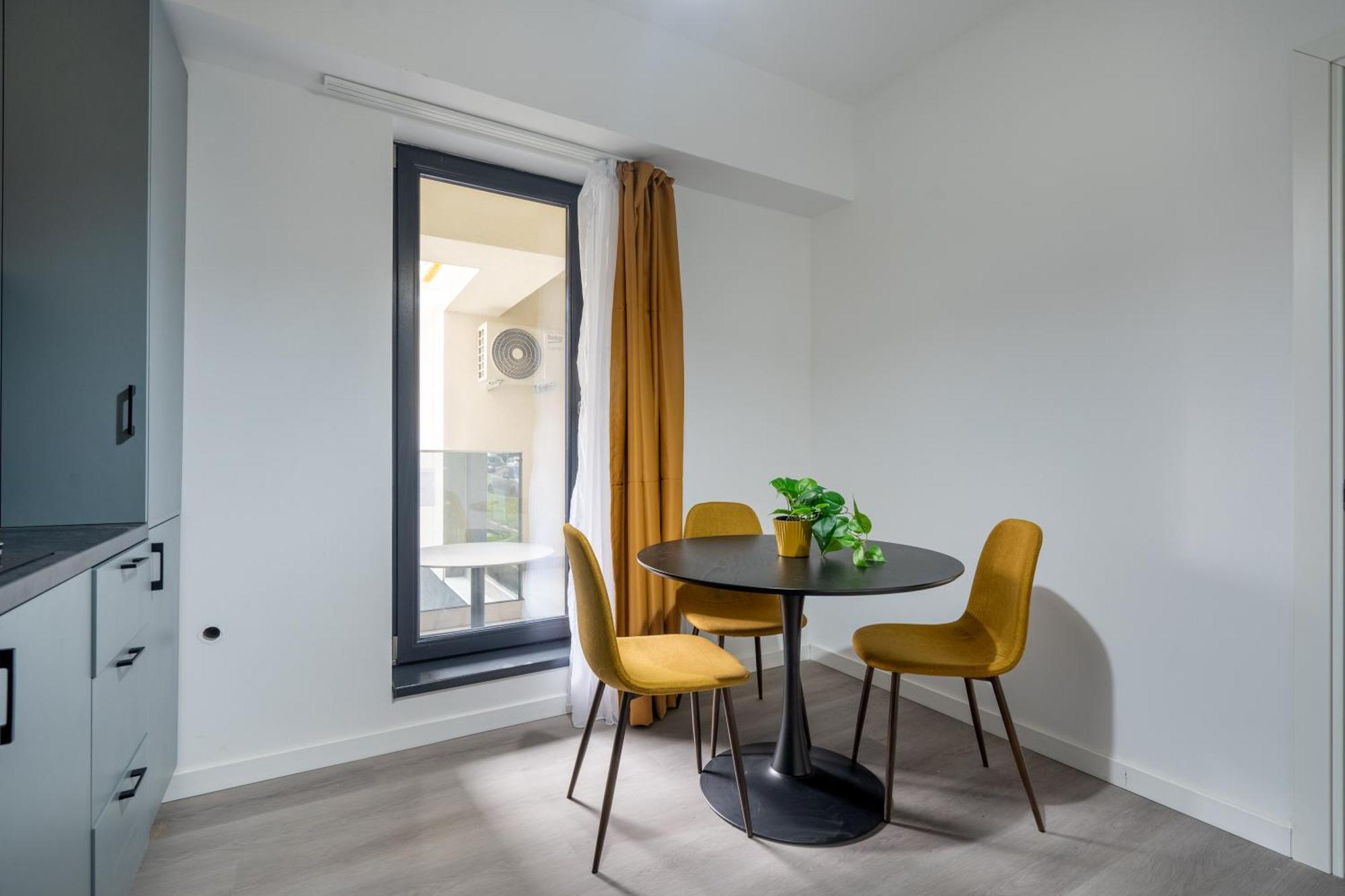 Apartament Plaza 73