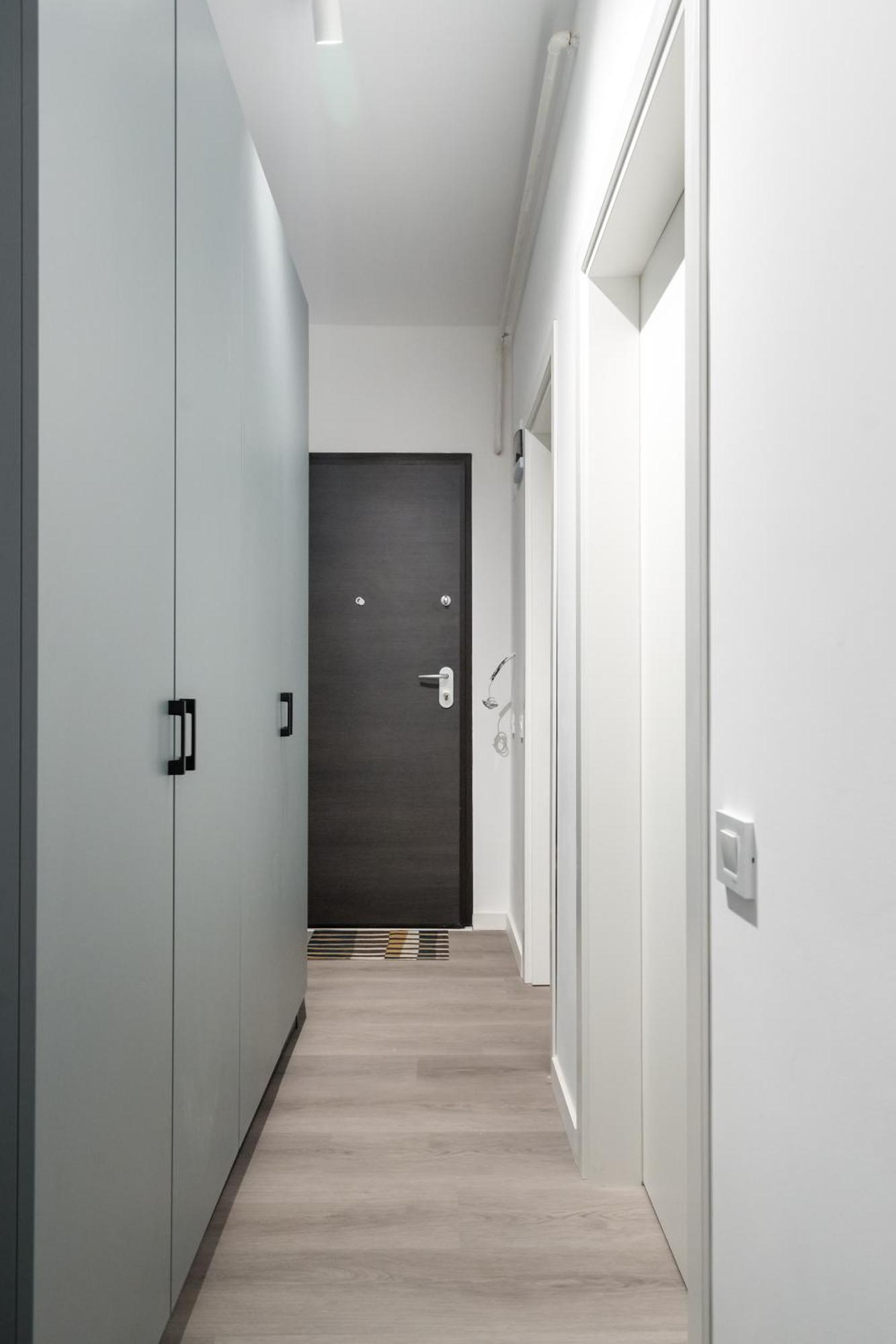 Apartament Plaza 73 *